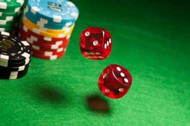 Dream Gaming live baccarat table with dealer and HD video stream on catur platform